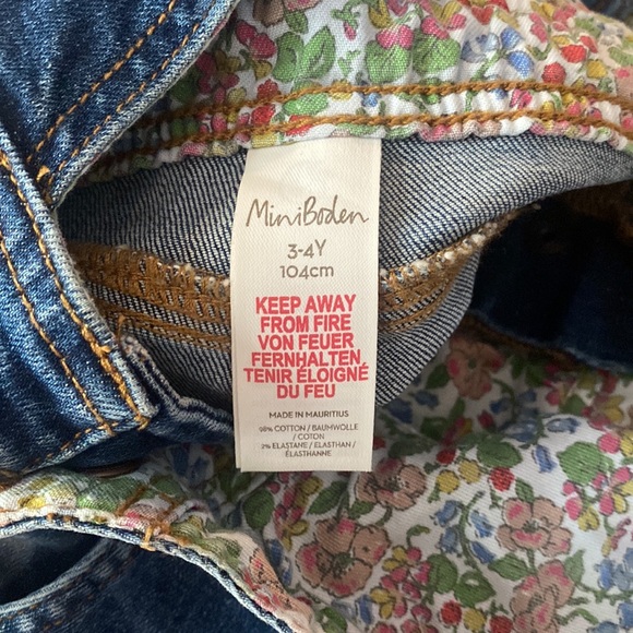 Mini Boden Mid Vintage Blue Girls' Heart Print Short Dungarees - Picture 9 of 13